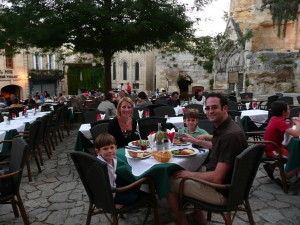 2008_Dinner in St Emilion (2)